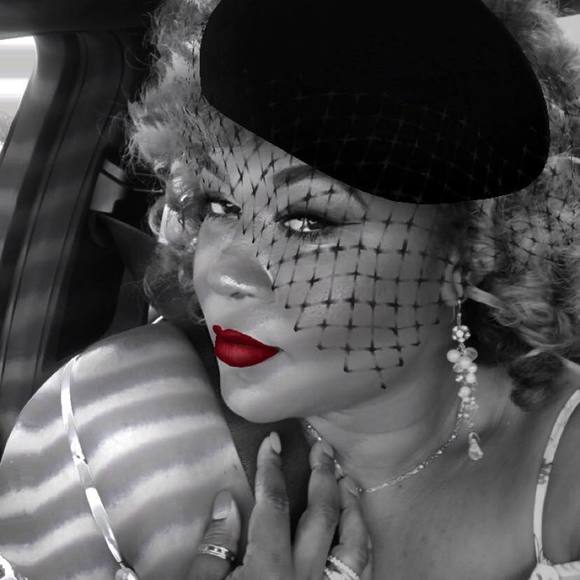 Meet your Posher, Mimi - Picture 1 of 1